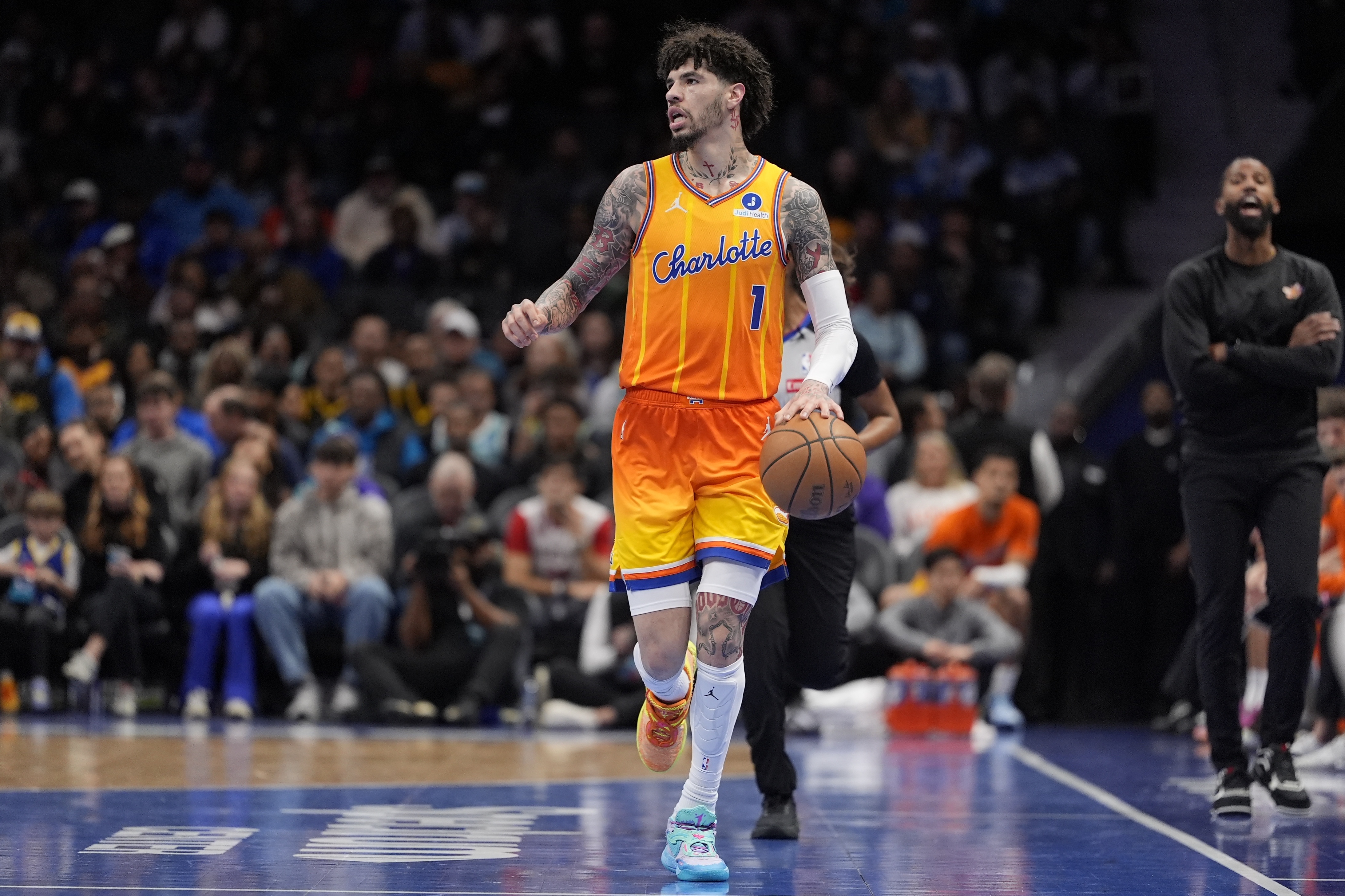 彩客网 官网-NBA彩经:活塞击沉快船 马刺力克绿军 骑士擒下森林狼